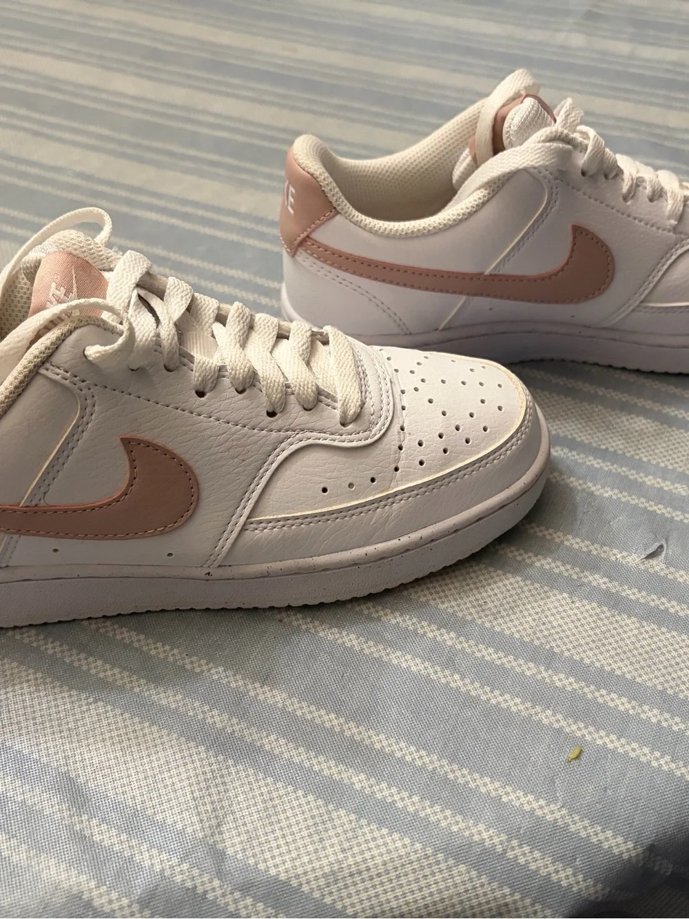 Nike Women’s White Sneakers with Rose Pink Swoosh